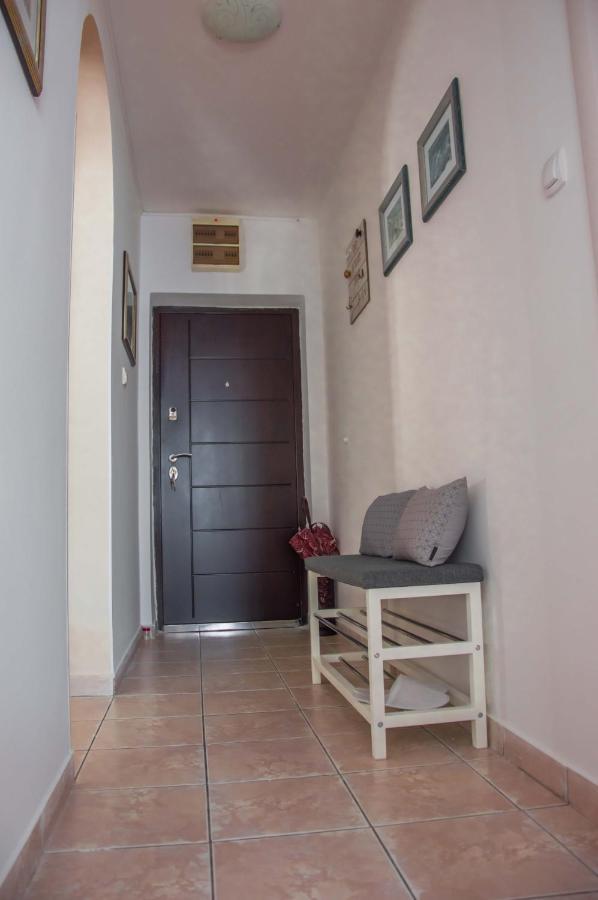 Ana'S Place Kotor Exterior photo